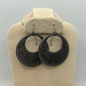 Metal dangle Earrings